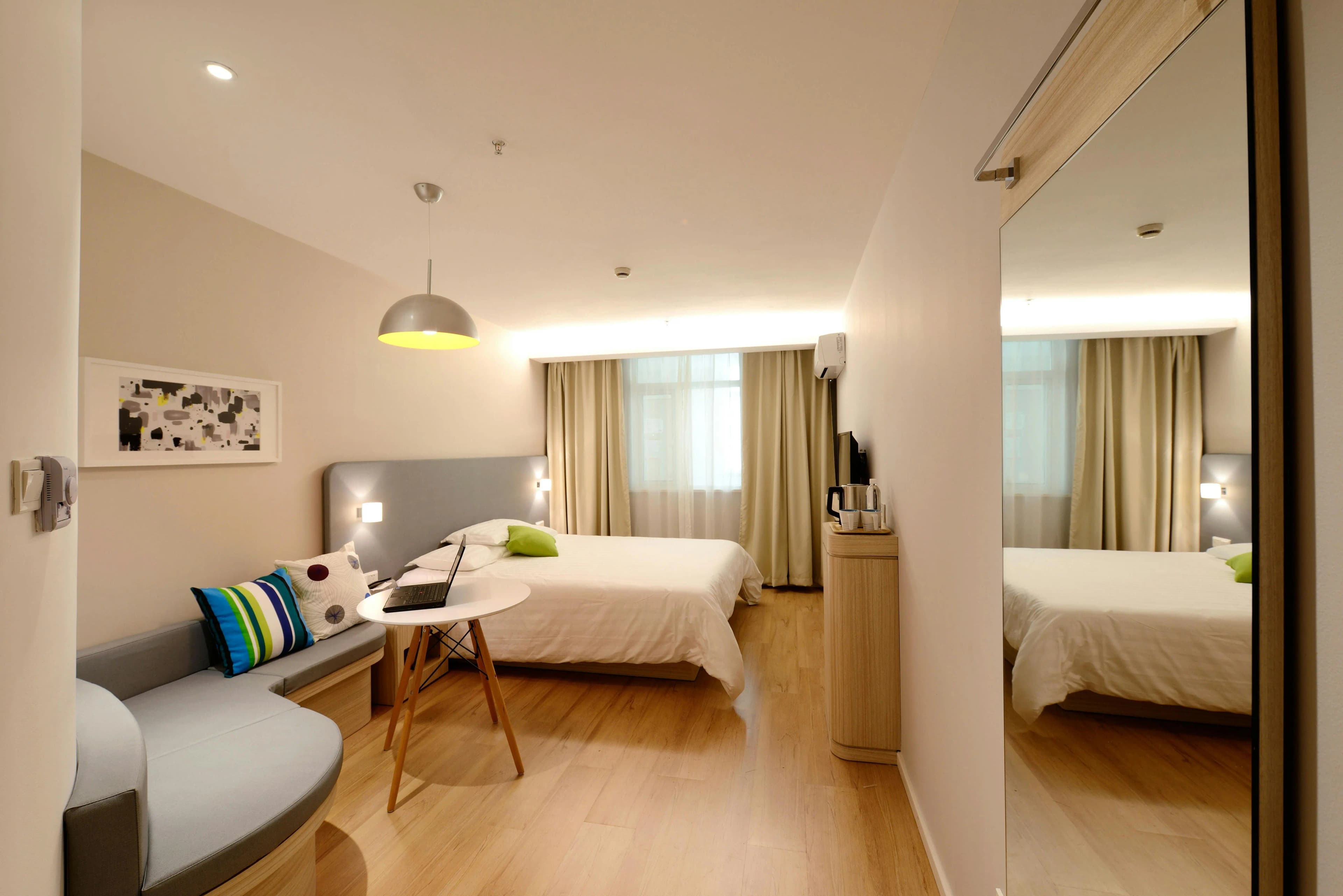Flights & Hotels Booking