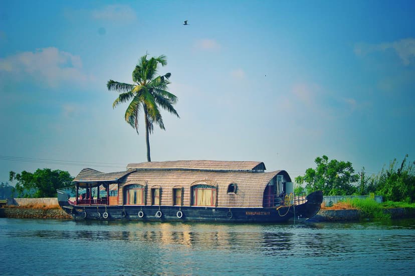 Scenic view of Kerala Tour